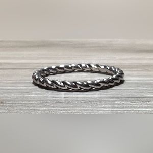 Vintage Sterling Silver Twisted Band Ring, Size 6, 1.3g
